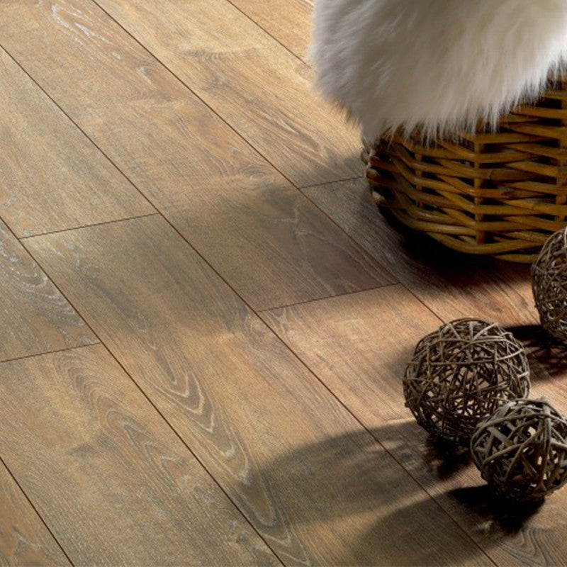 Balearic Oak 622 Laminate Flooring 14.3 x 64cm-Delforno