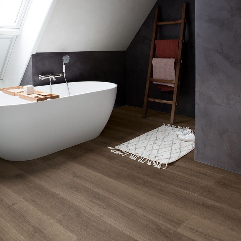 Brushed Oak Brown Laminate Flooring 138 x 21.20cm-Delforno