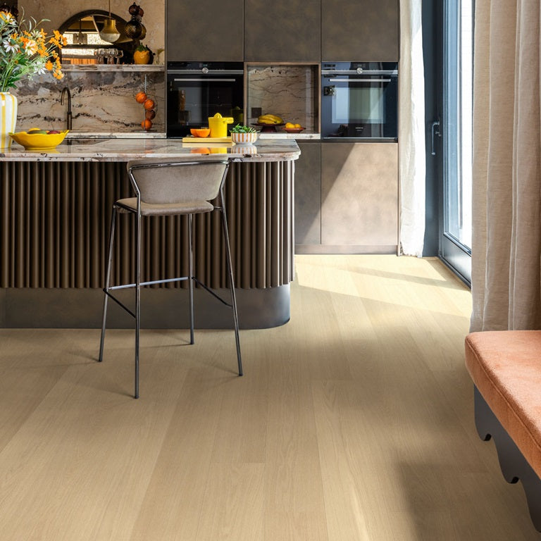 Beige Varnished Oak Laminate Wooden Flooring 21.2 x 138cm-Delforno