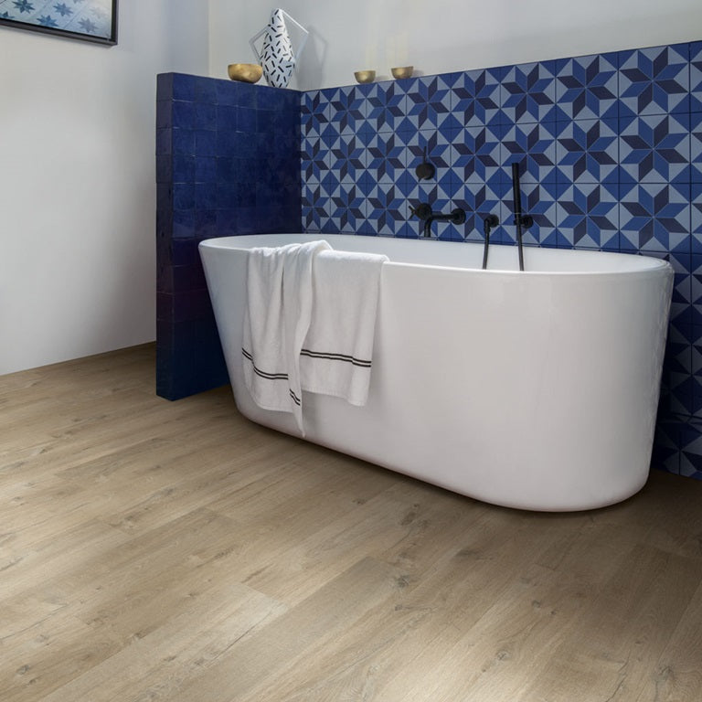 Soft Oak Light Brown EPD Laminate Flooring 137.87 x 19cm-Delforno