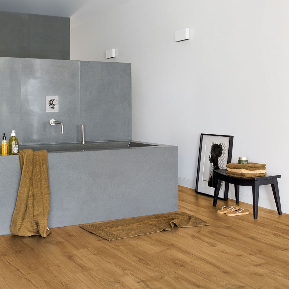 Classic Oak Natural Laminate Wooden Flooring 19 x 137.97cm-Delforno