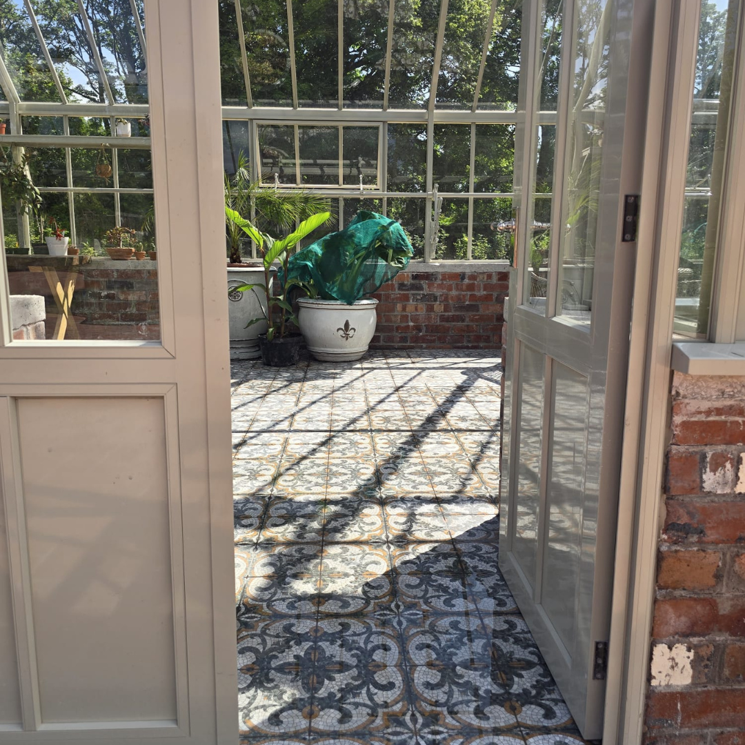 Versailles Mosaico Porcelain Tile 20 x 20cm